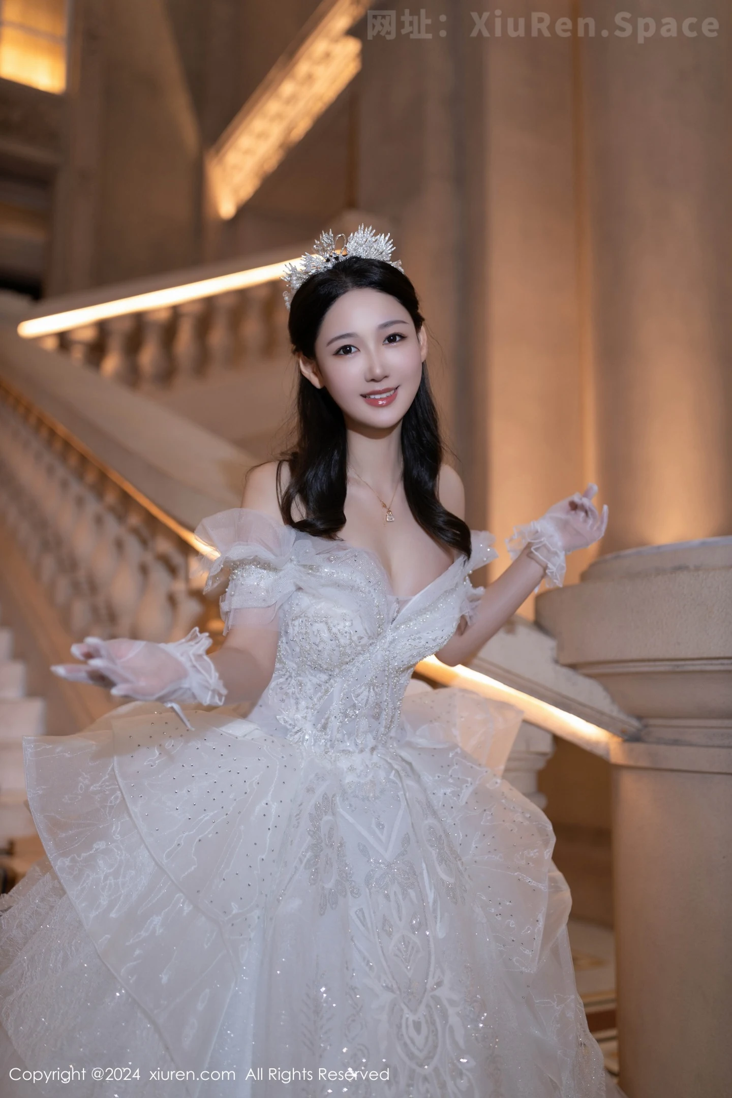 图片[3]-[XiuRen秀人网] VOL.9283 模特唐安琪性感白色婚纱露白色内衣配超薄肉丝秀美腿诱惑写真86P-秀人网官方网站